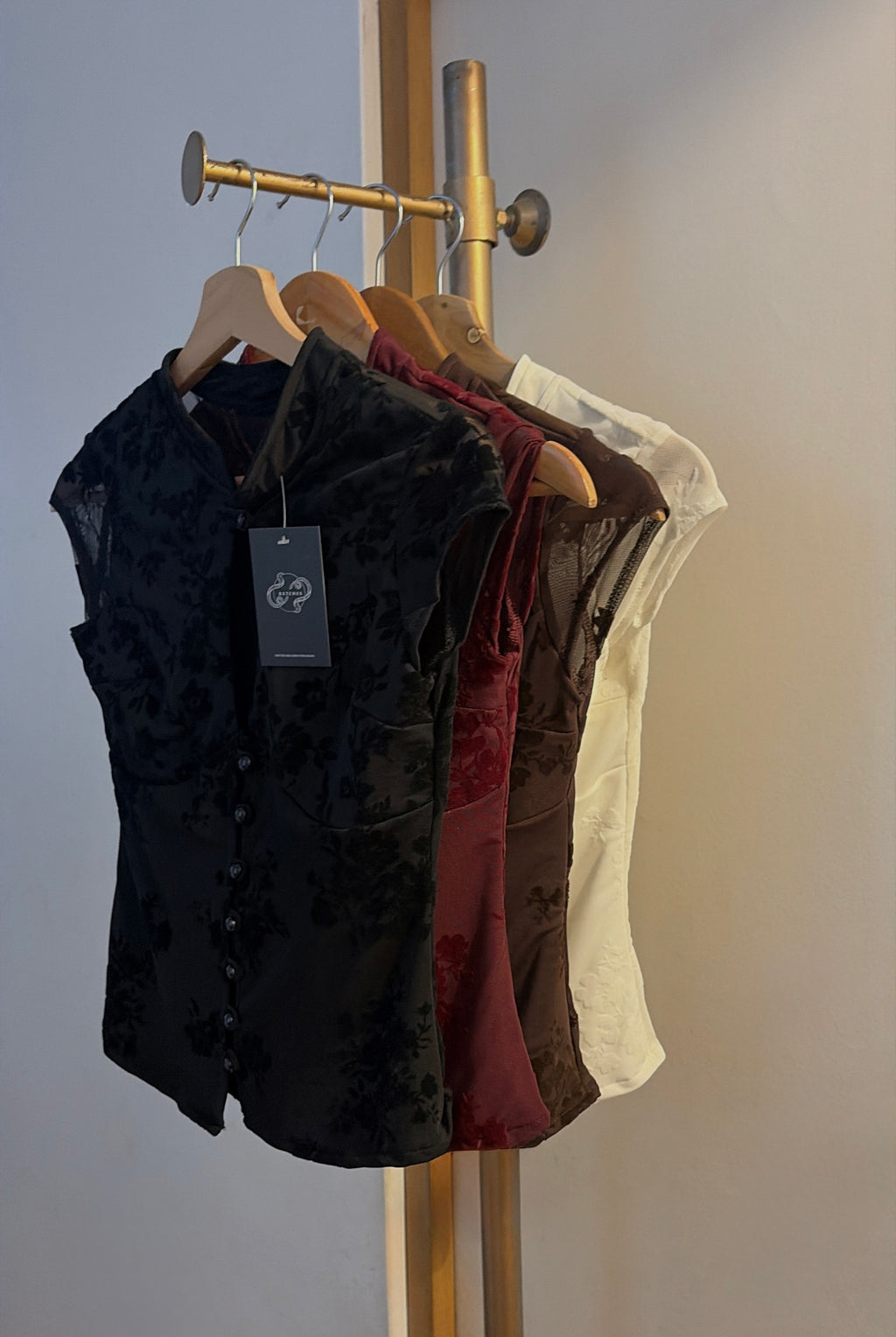 Top Velvet