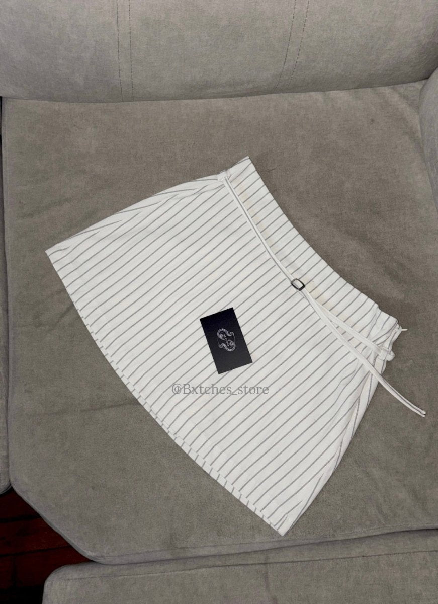 Falda Zara Rayas (short interno) - BxtchesStore