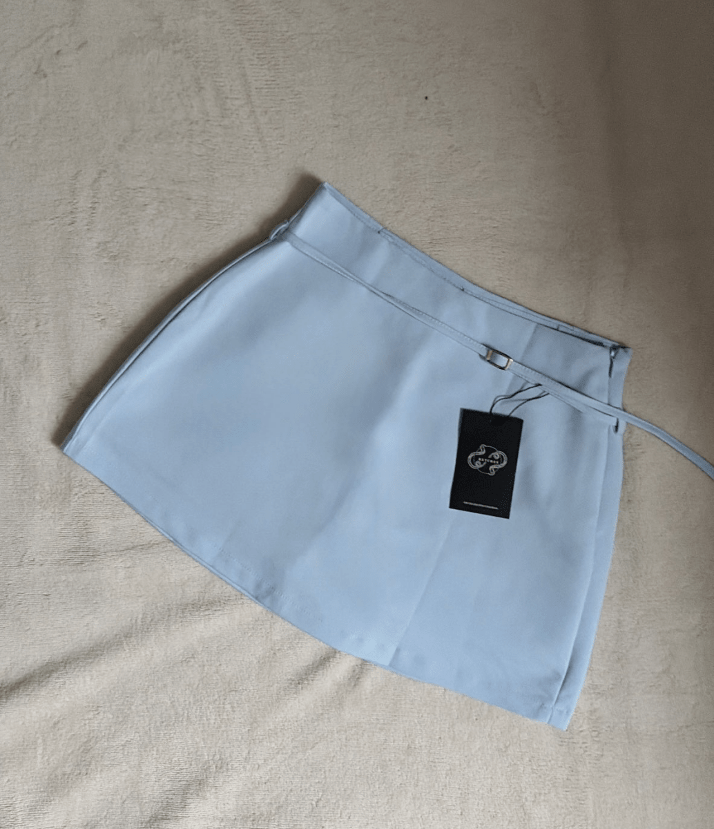 Falda Zara (short interno) - BxtchesStore