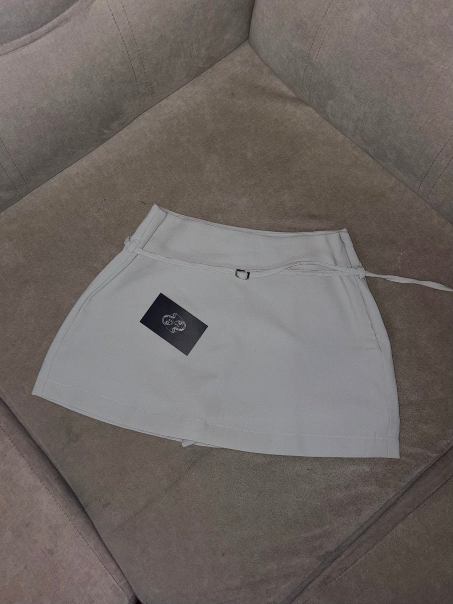 Falda Zara (short interno) - BxtchesStore