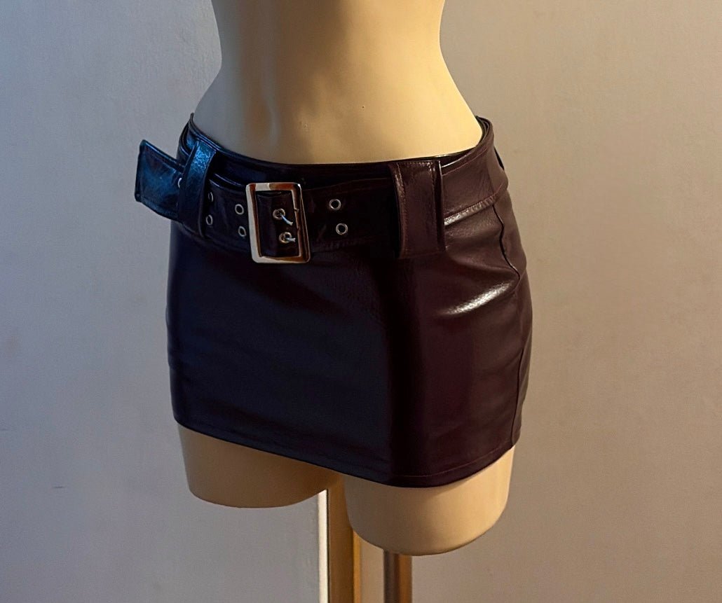 Minifalda cuerina Belt (correa y short interno) - BxtchesStore
