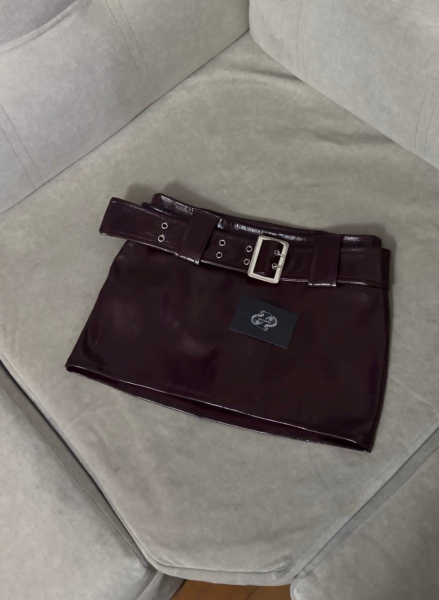 Minifalda cuerina Belt (correa y short interno) - BxtchesStore